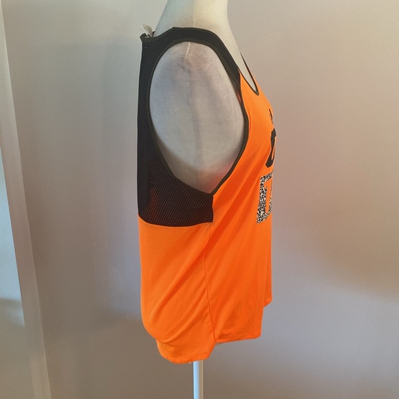 Pink by VS size small Gym &  Tonic tank top - Picture 4 of 9